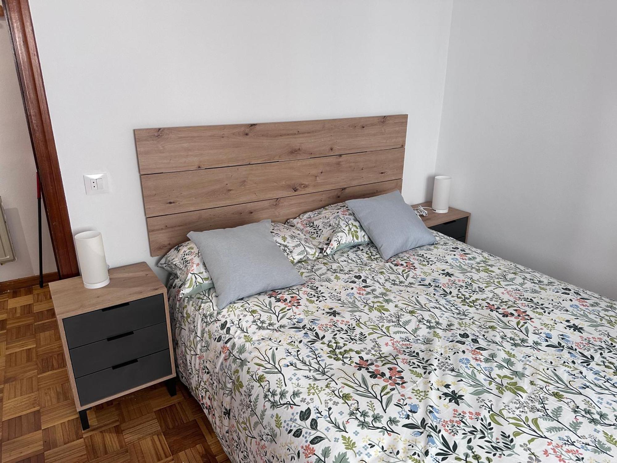 Acogedor Apartamento Con Vistas A La Catedral Y Parking Oviedo Exterior photo
